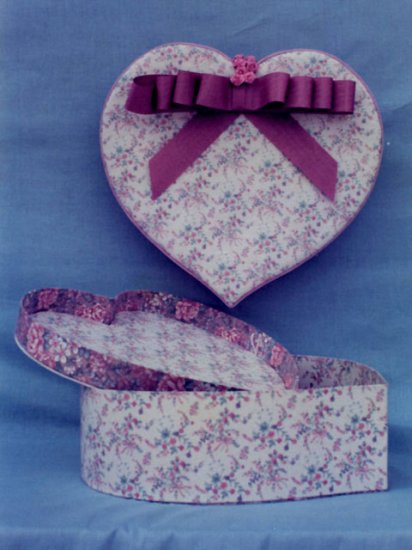 (image for) Medium Heart Box & Tray