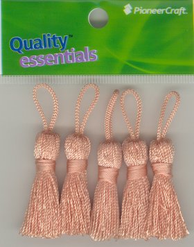 Tassels 35mm 22 Coral