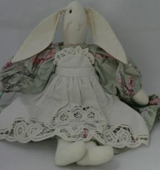 (image for) Bedroom Embroidery -Coates