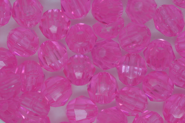 (image for) 6mm Facet Tr Shocking Pink 250g