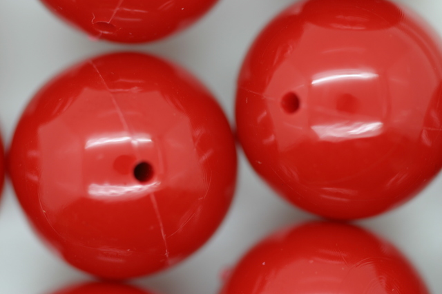 Acrylic 18mm Global Round Beads