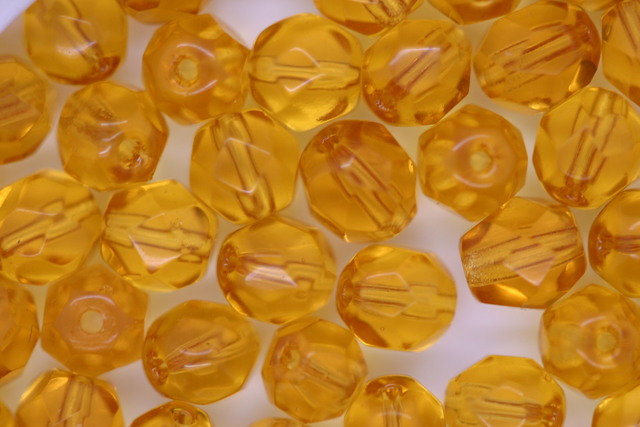(image for) 6mm Faceted Beads Topaz 100g