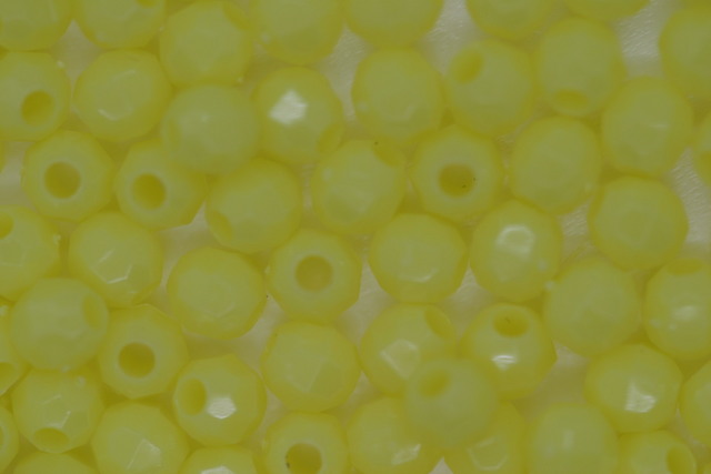 (image for) 4mm Facet Op Yellow 100g