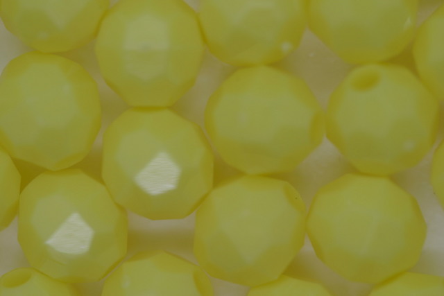 (image for) 8mm Facet Op Yellow 250g