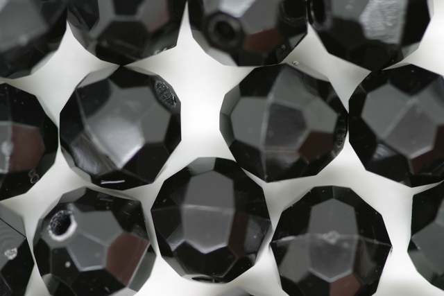 (image for) 10mm Facet Op Black 250g