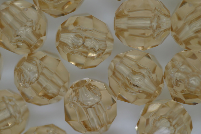 (image for) 10mm Facet Tr Pale Ginger 250g
